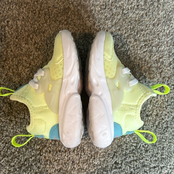 Nike React Presto Volt Yellow Toddler Sneakers 5C - Picture 11 of 11